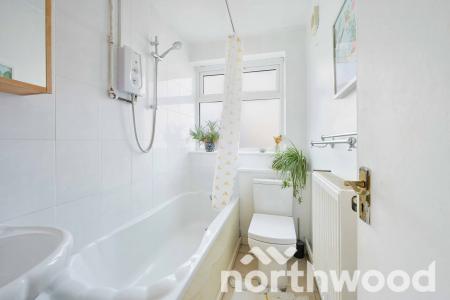 2 bedroom Maisonette for sale in Stanton Close, West Ewell, Epsom, KT19