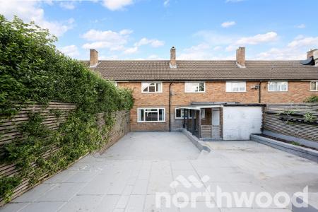 3 bedroom Terraced House for sale in Alway Avenue, West Ewell, Epsom, KT19