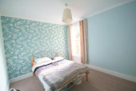 3 bedroom Flat to let in Tankerton Road, Surbiton, London, KT6