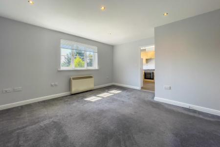 2 bedroom Flat to let in Sherriff Close, London, KT10