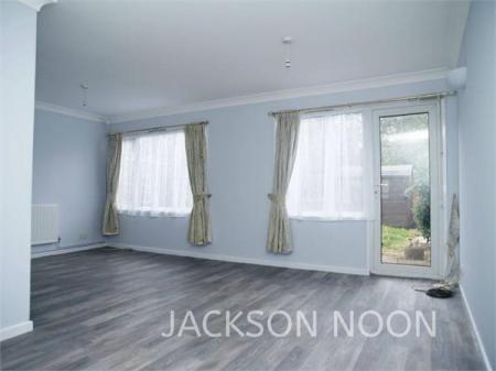 3 bedroom Terraced House to let in Donovan Close, Ewell, Epsom, KT19