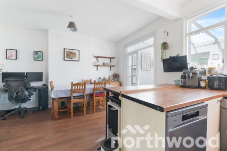 3 bedroom Semi-detached house for sale in Heatherside Road, Ewell, Epsom, KT19