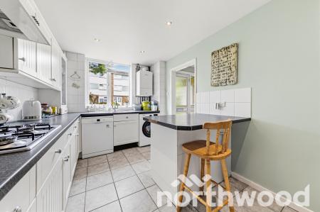 3 bedroom Terraced House for sale in Gatley Avenue, West Ewell, Epsom, KT19