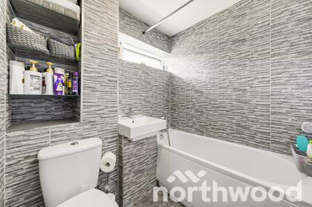 3 bedroom Terraced House for sale in Gatley Avenue, West Ewell, Epsom, KT19