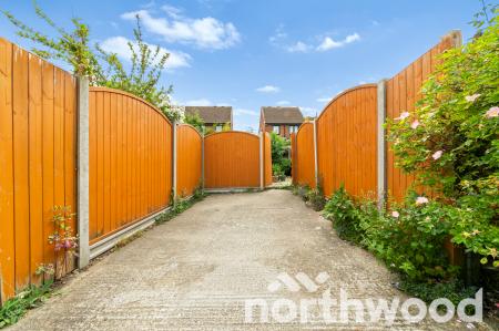 3 bedroom Terraced House for sale in Gatley Avenue, West Ewell, Epsom, KT19