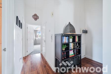 2 bedroom Flat for sale in Revere Way, West Ewell, Epsom, KT19