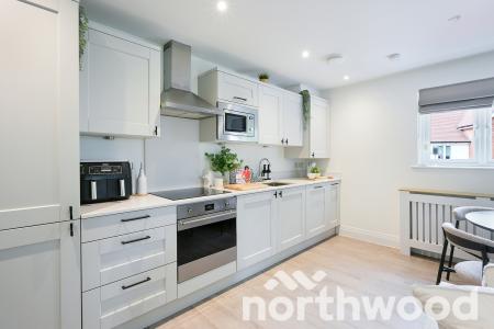 3 bedroom Apartment for sale in Chessington Road, Ewell, Epsom, KT19