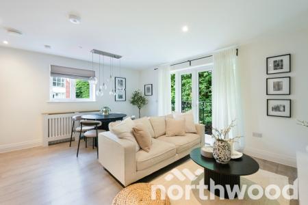 3 bedroom Apartment for sale in Chessington Road, Ewell, Epsom, KT19