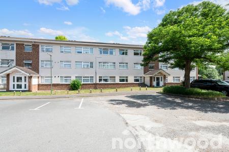 2 bedroom Flat for sale in Ash Court, West Ewell, Epsom, KT19