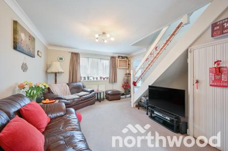 2 bedroom Terraced House for sale in Hunting Gate Drive, Chessington, KT9