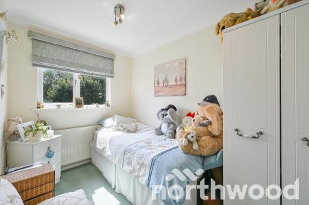2 bedroom Terraced House for sale in Hunting Gate Drive, Chessington, KT9