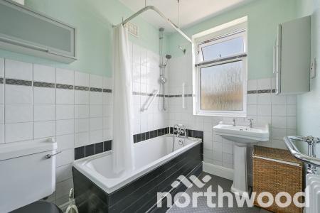 3 bedroom Semi-detached house for sale in Heatherside Road, West Ewell, Epsom, KT19