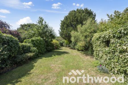 3 bedroom Semi-detached house for sale in Heatherside Road, West Ewell, Epsom, KT19