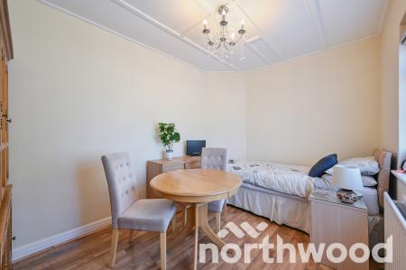 2 bedroom Semi-detached bungalow for sale in Pams Way, Ewell, Epsom, KT19