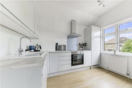 1 bedroom Maisonette to let in Norman Road, Sutton, SM1