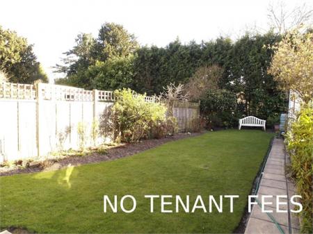 3 bedroom Bungalow to let in Lakehurst Road, West Ewell, Epsom, KT19