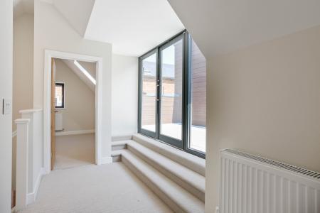 3 bedroom Semi-detached house for sale in High Street, Ewell, Epsom, KT17