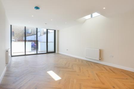 3 bedroom Semi-detached house for sale in West Street, Ewell, Epsom, KT17
