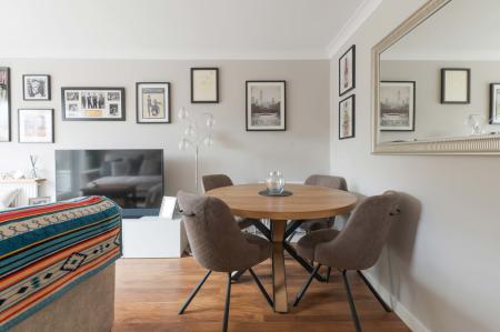 2 bedroom Maisonette for sale in Lavender Road, West Ewell, Epsom, KT19