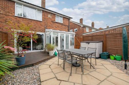 2 bedroom Maisonette for sale in Lavender Road, West Ewell, Epsom, KT19