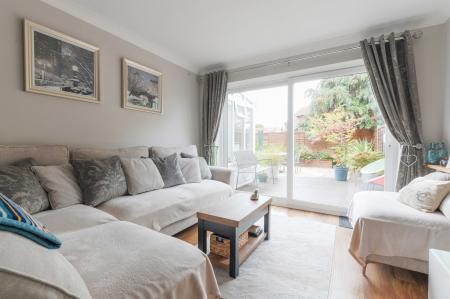 2 bedroom Maisonette for sale in Lavender Road, West Ewell, Epsom, KT19