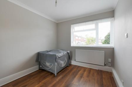 2 bedroom Maisonette for sale in Lavender Road, West Ewell, Epsom, KT19