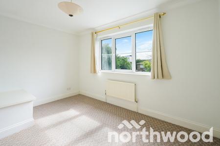 2 bedroom Terraced House to let in Picton Place, Surbiton, Kingston upon Thames, KT6