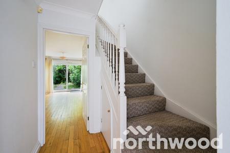 2 bedroom Terraced House to let in Picton Place, Surbiton, Kingston upon Thames, KT6