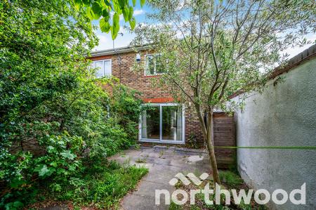 2 bedroom Terraced House to let in Picton Place, Surbiton, Kingston upon Thames, KT6