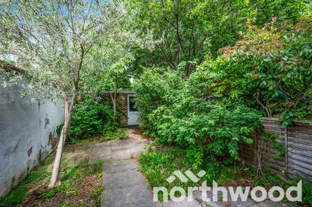 2 bedroom Terraced House to let in Picton Place, Surbiton, Kingston upon Thames, KT6