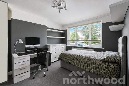 3 bedroom Semi-detached house for sale in Sunnymede Avenue, West Ewell, Epsom, KT19