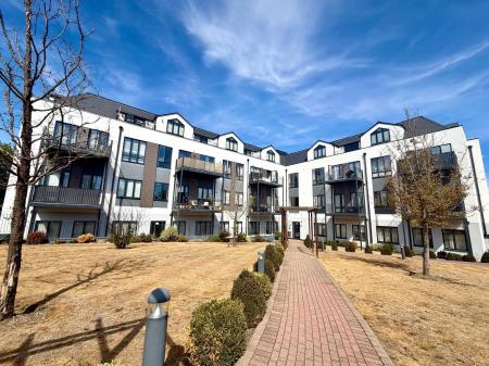 Bay Tree Avenue, Leatherhead, KT22