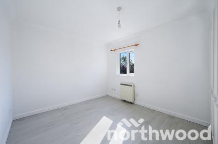 2 bedroom Flat for sale in Rembrandt Court, Ewell, Epsom, KT19