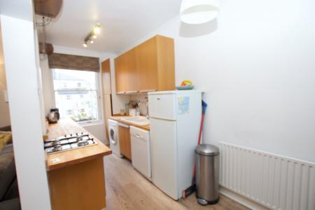 1 bedroom Flat to let in St Leonards Road, Surbiton, London, KT6