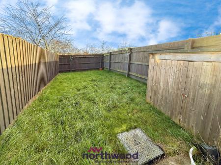 2 bedroom Terraced House to let in Morgan Sweet, Cranbrook, EX5