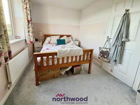 2 bedroom Terraced House to let in Morgan Sweet, Cranbrook, EX5