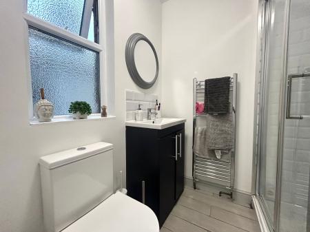 1 bedroom Maisonette to let in Bonhay Road, St Davids, Exeter, EX4