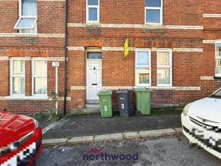 4 bedroom Terraced House to let in Danes Road, Central, Exeter, EX4