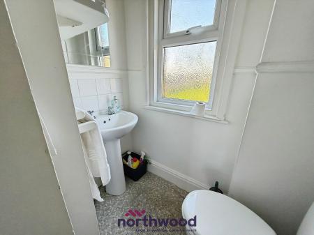 4 bedroom Terraced House to let in Danes Road, Central, Exeter, EX4