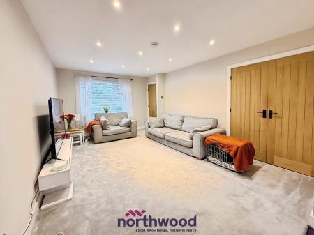 3 bedroom Terraced House for sale in Redhills Close, Exeter, EX4