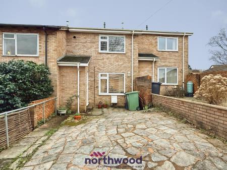 3 bedroom Terraced House for sale in Redhills Close, Exeter, EX4