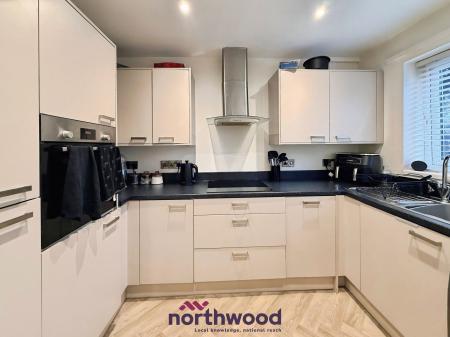 3 bedroom Terraced House for sale in Redhills Close, Exeter, EX4