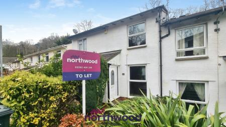 2 bedroom Terraced House to let in Perth Close, Pennsylvania, Exeter, EX4