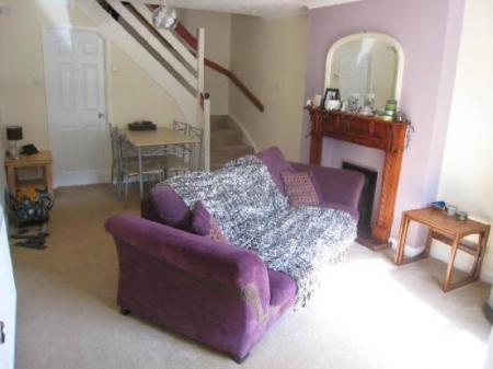 2 bedroom Terraced House to let in Perth Close, Pennsylvania, Exeter, EX4