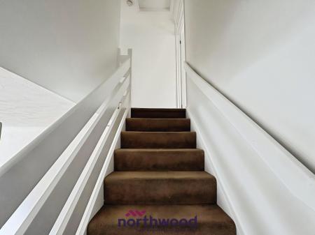 2 bedroom Terraced House to let in Perth Close, Pennsylvania, Exeter, EX4