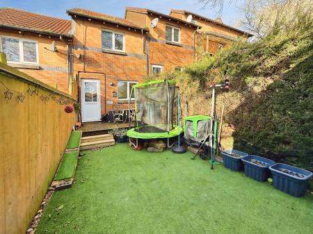 2 bedroom Terraced House for sale in Farm Hill, Exwick, Exeter, EX4