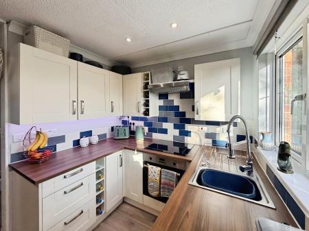 2 bedroom Terraced House for sale in Farm Hill, Exwick, Exeter, EX4