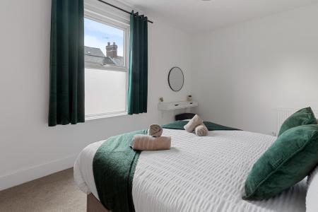 2 bedroom Terraced House to let in Roberts Road, Exeter, EX2