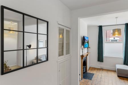 2 bedroom Terraced House to let in Roberts Road, Exeter, EX2