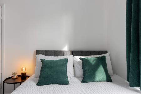 2 bedroom Terraced House to let in Roberts Road, Exeter, EX2